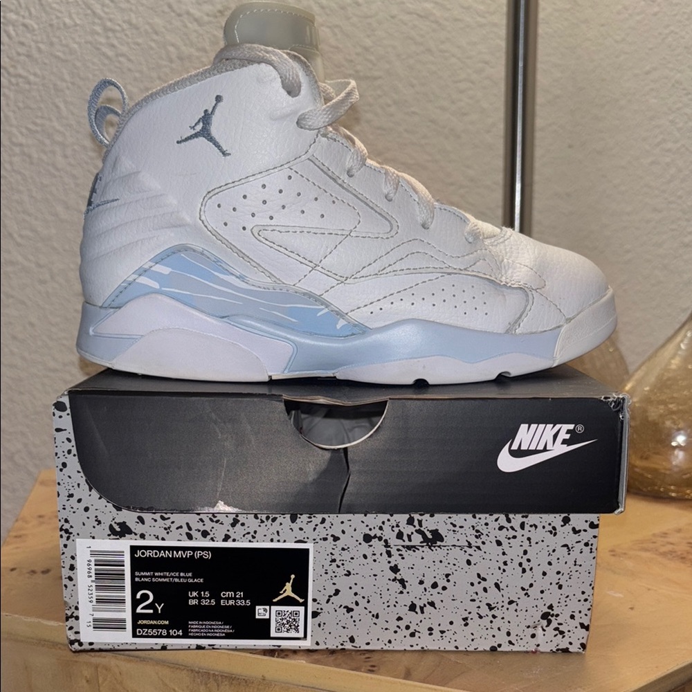 Nike Air Jordan MVP PS White Sneakers